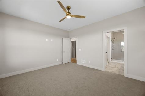 1986 Royal Oak Ridge Road Marion IA 52302