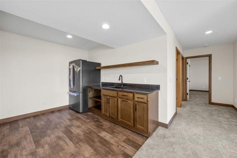 1986 Royal Oak Ridge Road Marion IA 52302