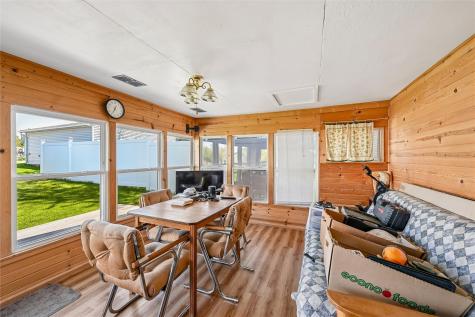 329 2nd Street Atkins IA 52206