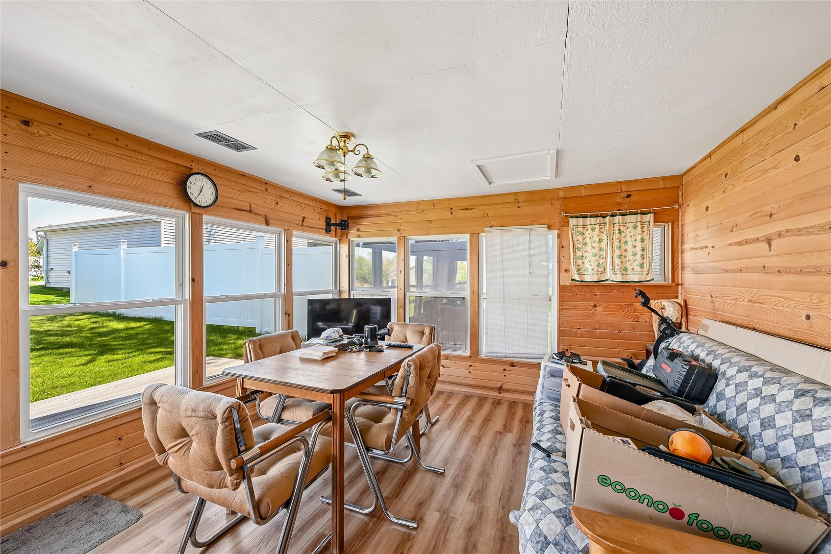 329 2nd Street Atkins IA 52206