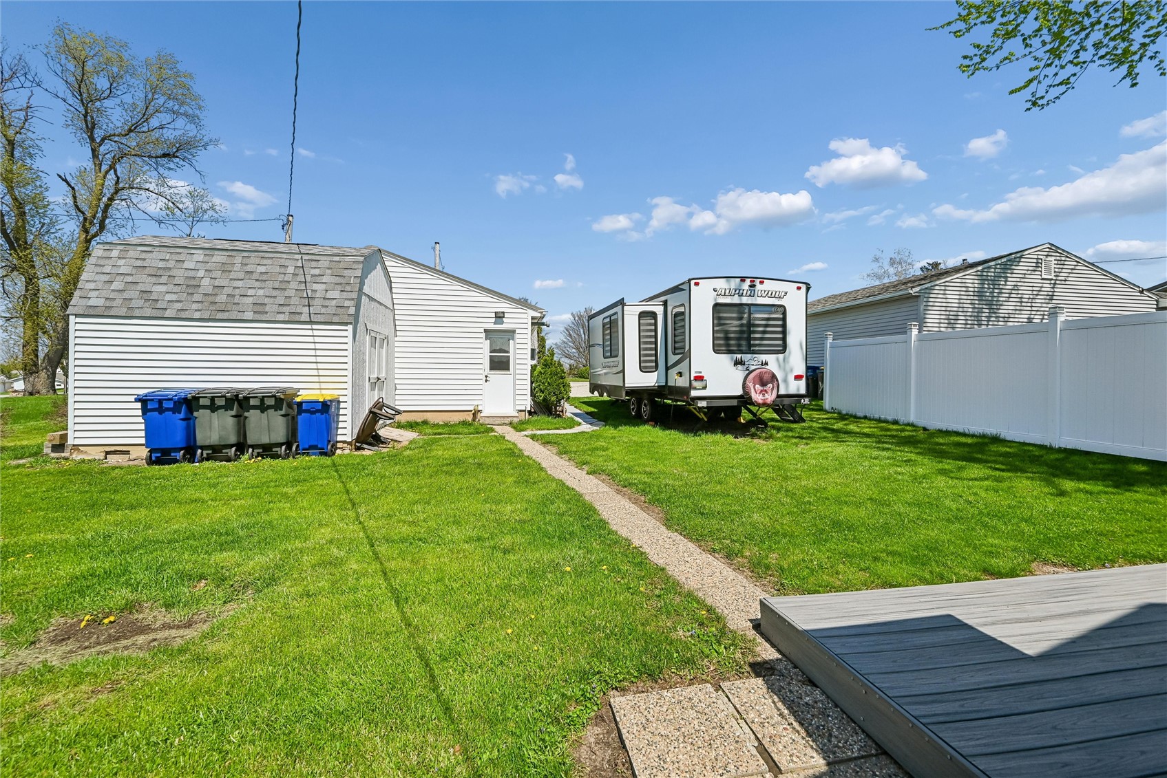 329 2nd Street Atkins IA 52206