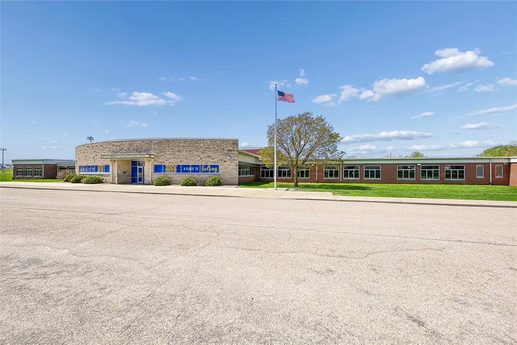 329 2nd Street Atkins IA 52206