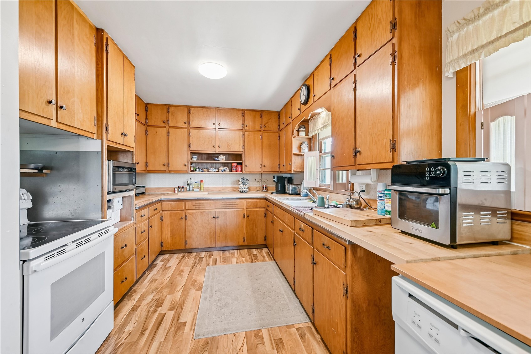 329 2nd Street Atkins IA 52206