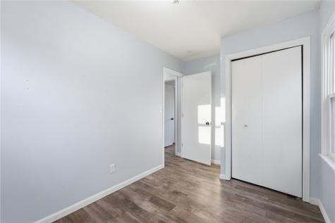 654 S Lucas Street Iowa City IA 52240