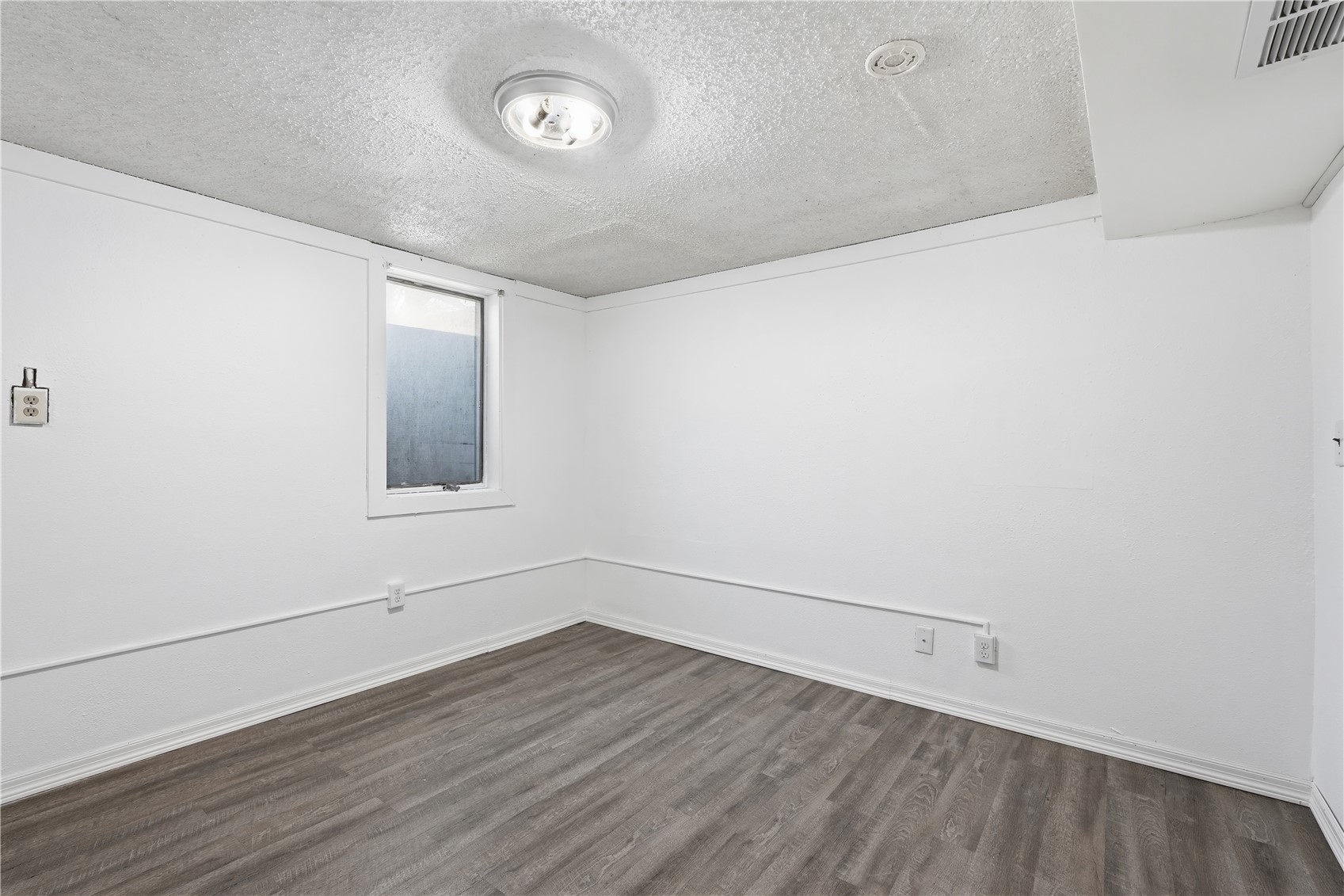 654 S Lucas Street Iowa City IA 52240