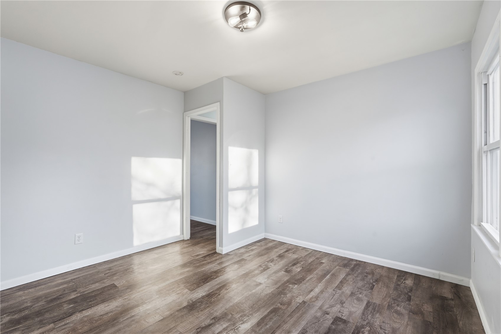 654 S Lucas Street Iowa City IA 52240