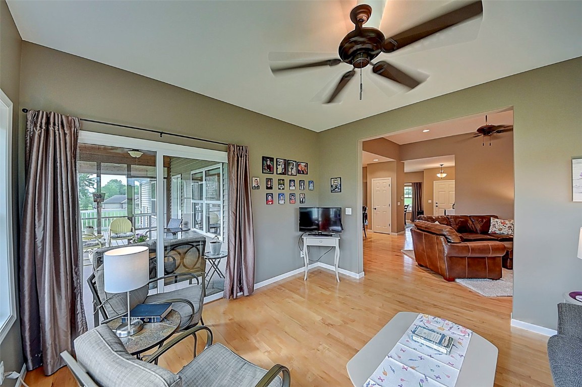 10686 225th Avenue Anamosa IA 52205