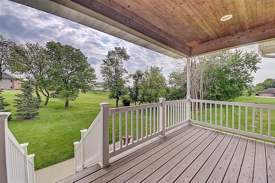 10686 225th Avenue Anamosa IA 52205