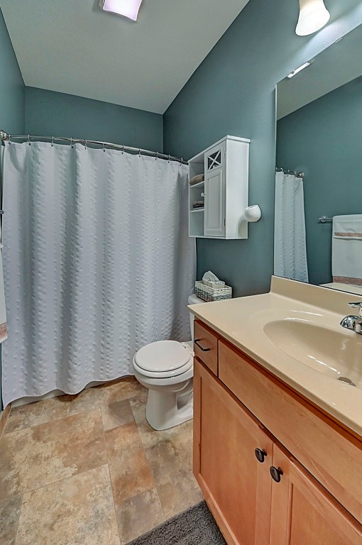 10686 225th Avenue Anamosa IA 52205