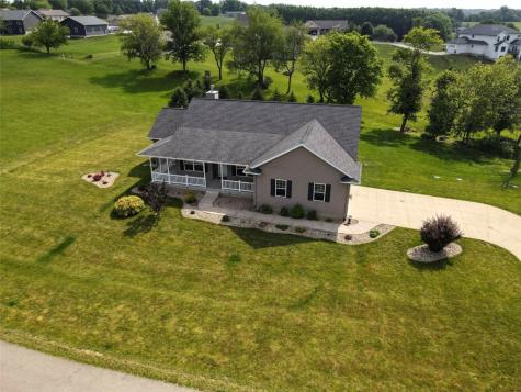 10686 225th Avenue Anamosa IA 52205