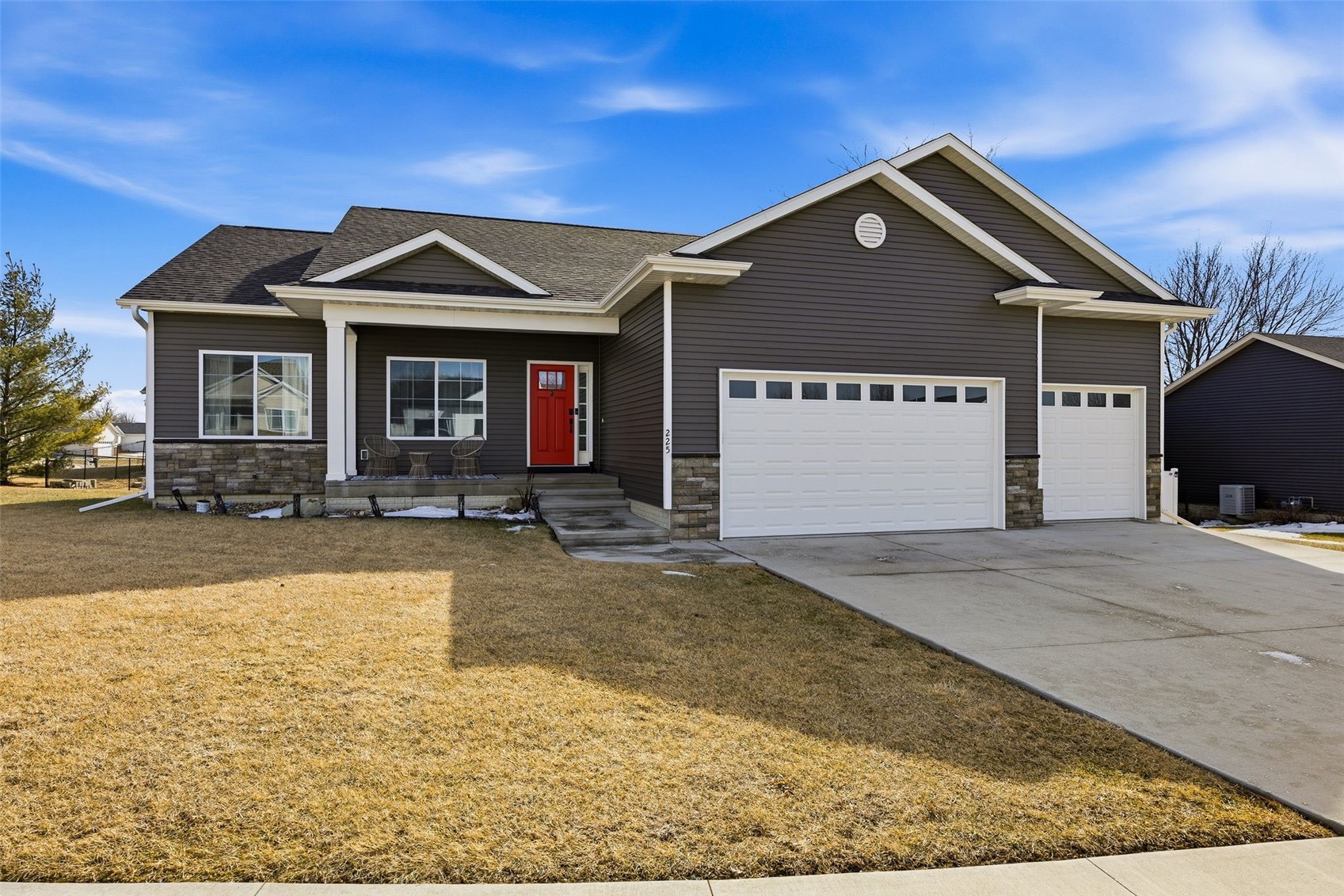 225 Meadow Breeze Lane Center Point IA 52213