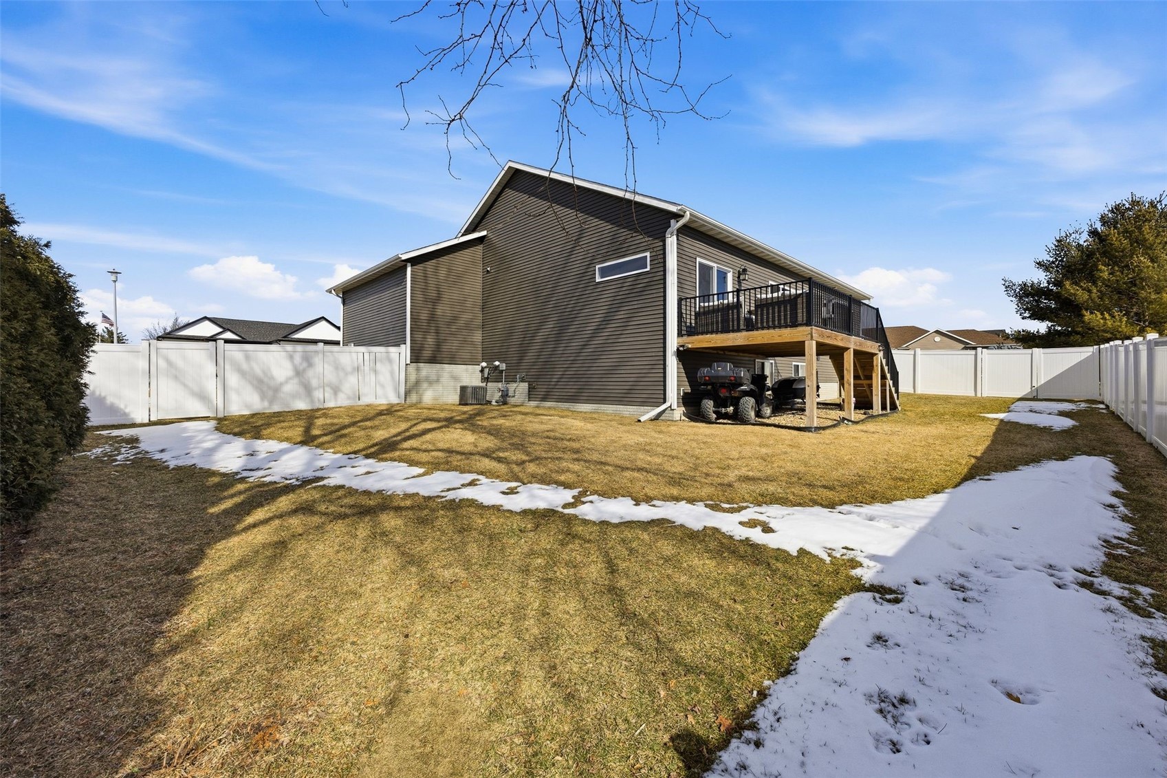 225 Meadow Breeze Lane Center Point IA 52213