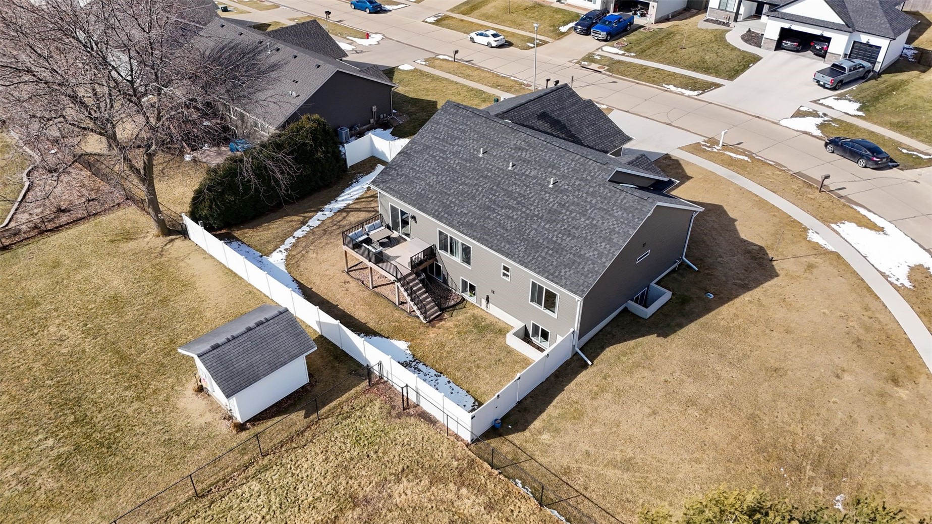 225 Meadow Breeze Lane Center Point IA 52213