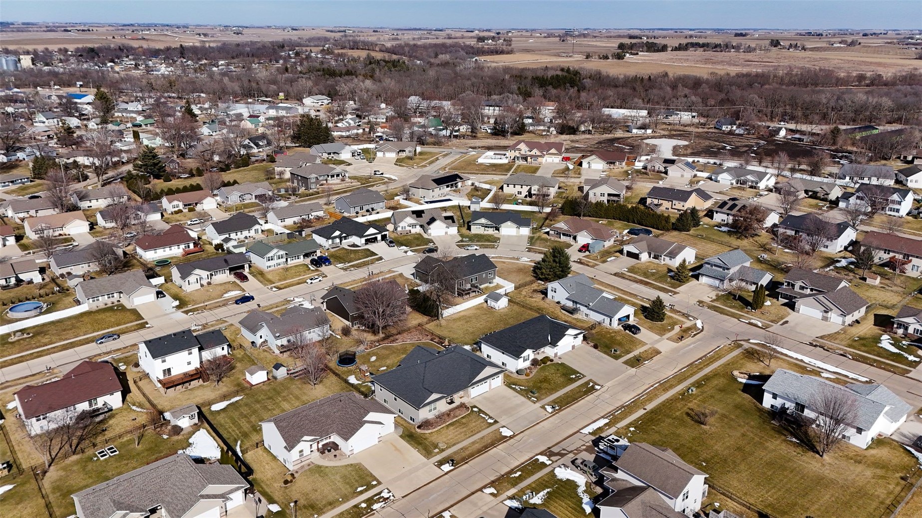 225 Meadow Breeze Lane Center Point IA 52213
