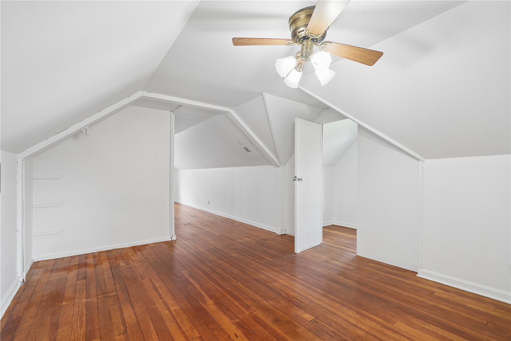 1610 Oakland Road Cedar Rapids IA 52402