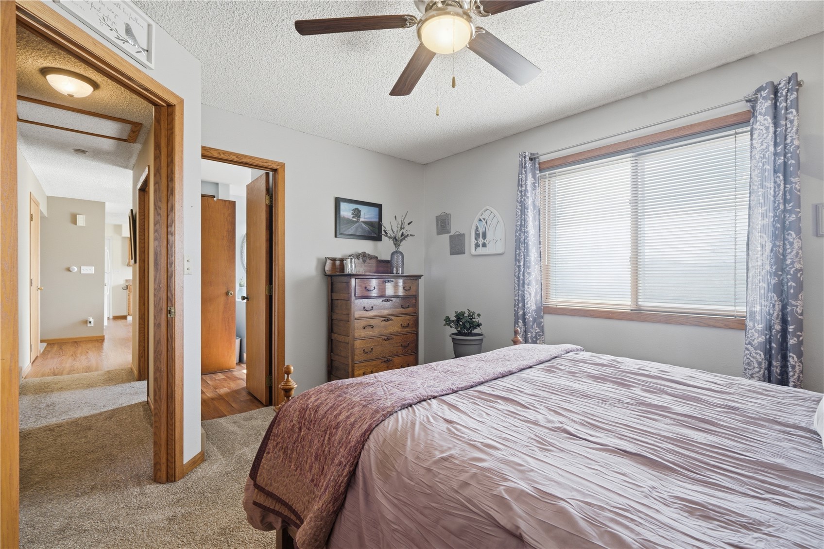 3766 Greens Grove Road Center Point IA 52213