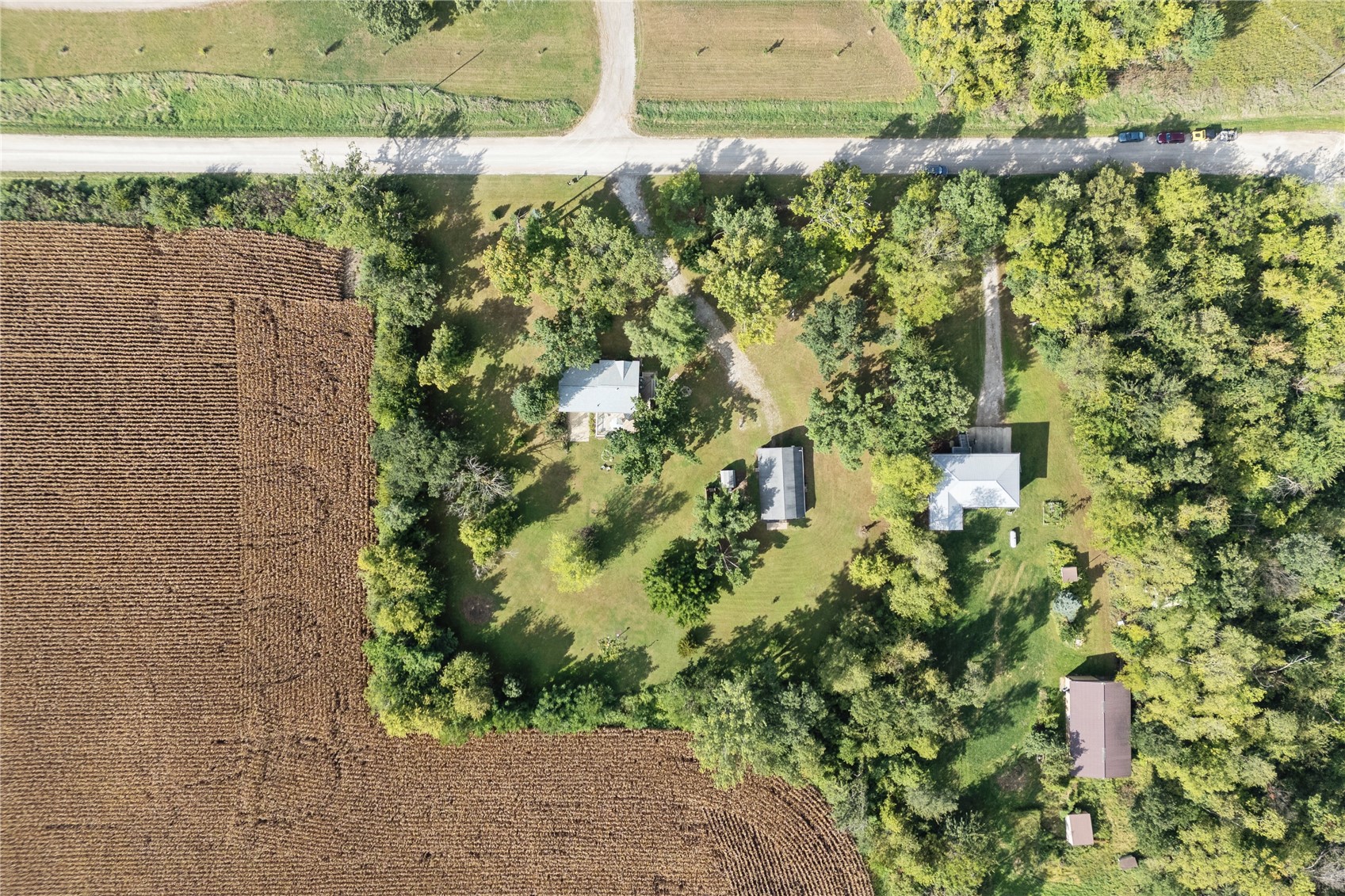 3766 Greens Grove Road Center Point IA 52213