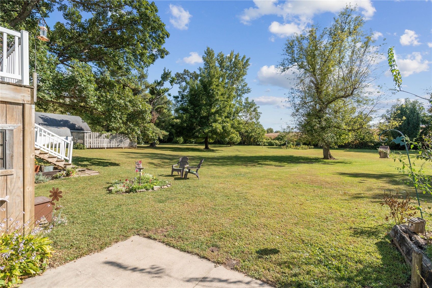 3766 Greens Grove Road Center Point IA 52213