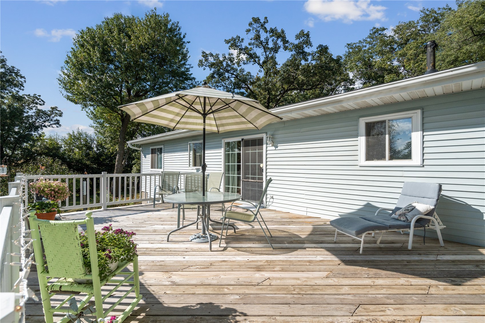 3766 Greens Grove Road Center Point IA 52213
