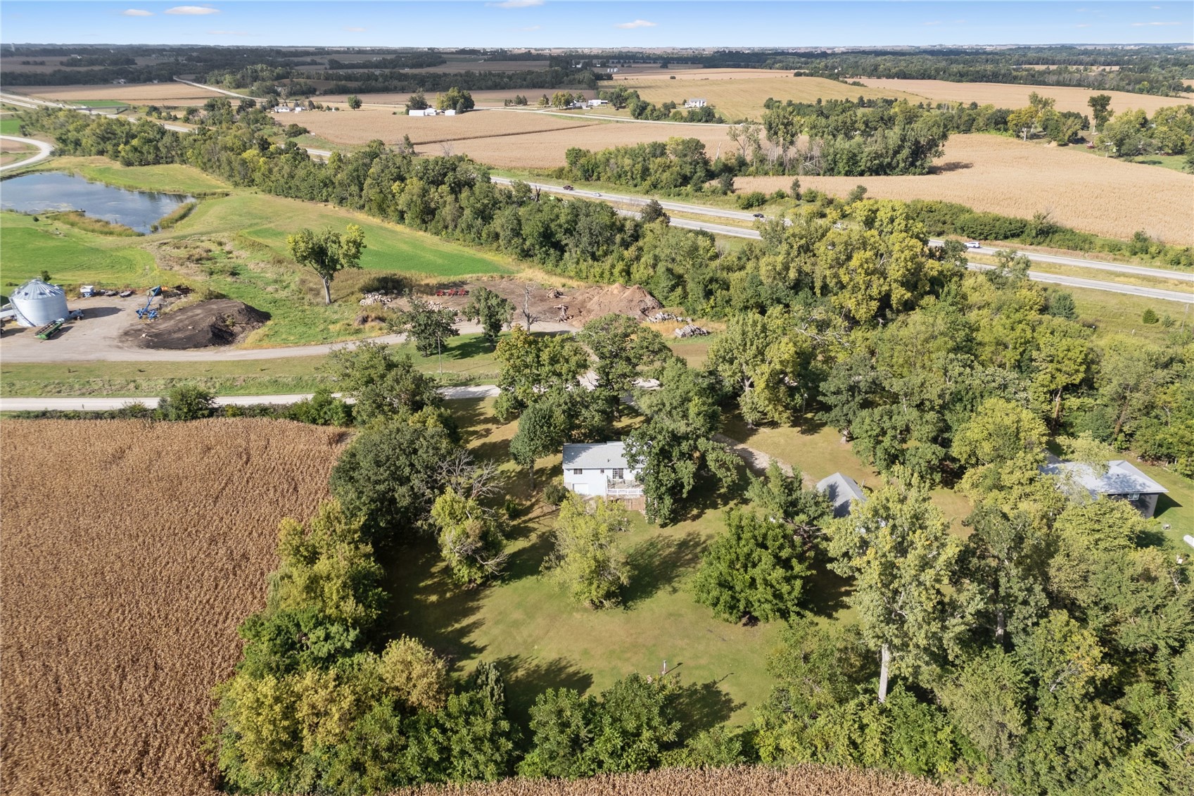 3766 Greens Grove Road Center Point IA 52213