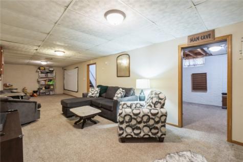 2931 1st Street Marion IA 52302