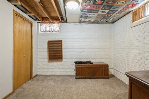 2931 1st Street Marion IA 52302