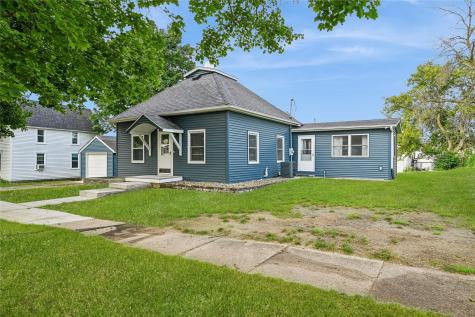 204 Ely Street Walker IA 52352