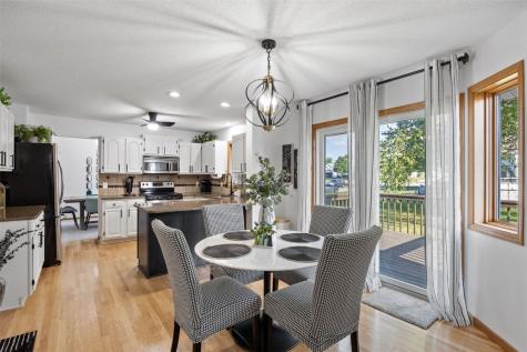 290 W 33rd Avenue Marion IA 52302