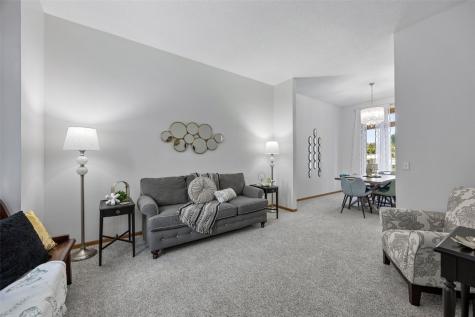 290 W 33rd Avenue Marion IA 52302