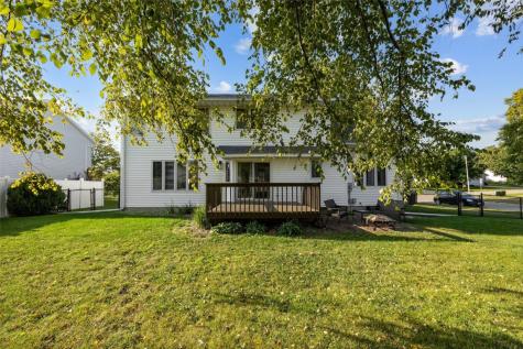 290 W 33rd Avenue Marion IA 52302