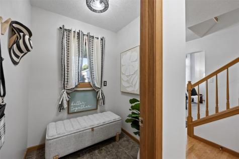 290 W 33rd Avenue Marion IA 52302