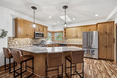 4322 Pioneer Trail SE Cedar Rapids IA 52403