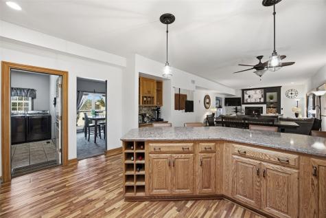 4322 Pioneer Trail SE Cedar Rapids IA 52403