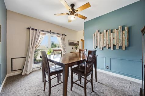4322 Pioneer Trail SE Cedar Rapids IA 52403