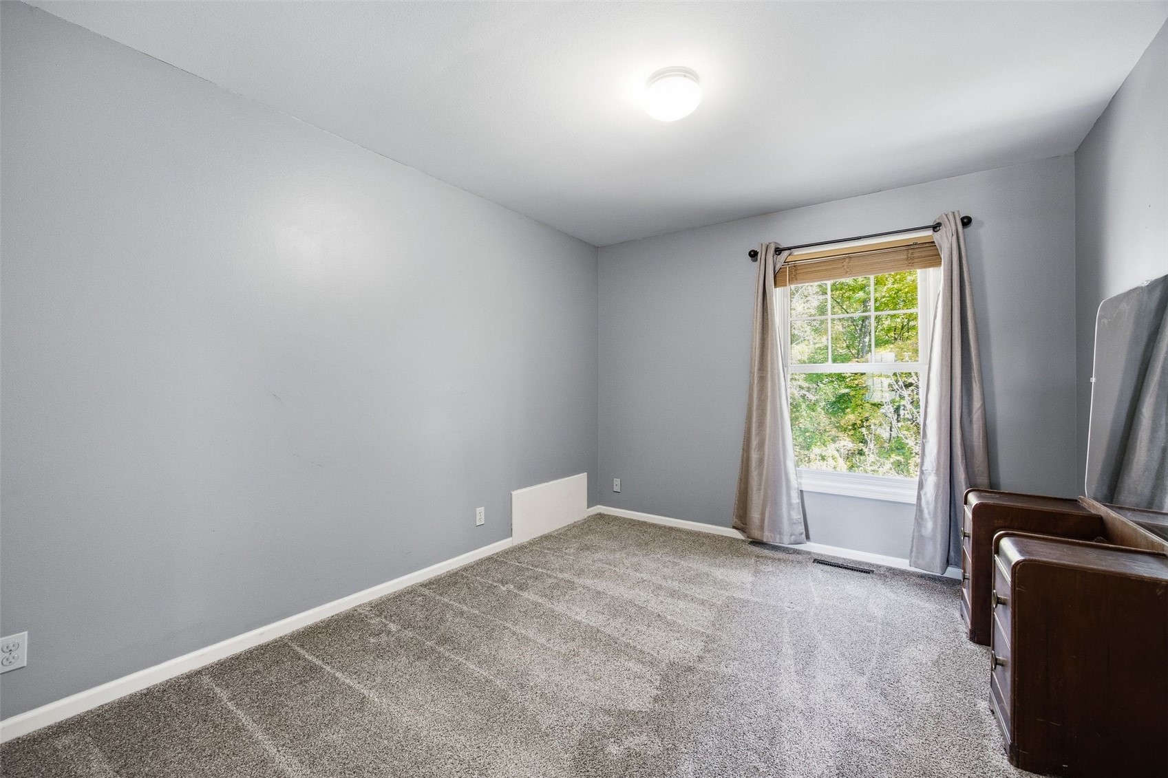 4322 Pioneer Trail SE Cedar Rapids IA 52403