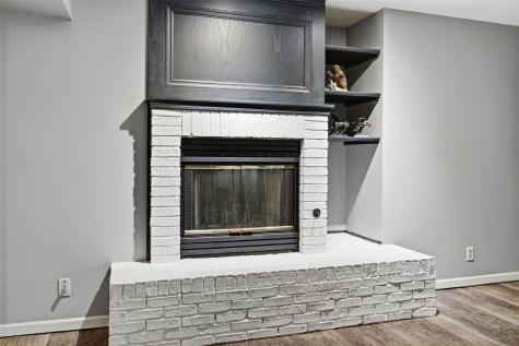 4322 Pioneer Trail SE Cedar Rapids IA 52403