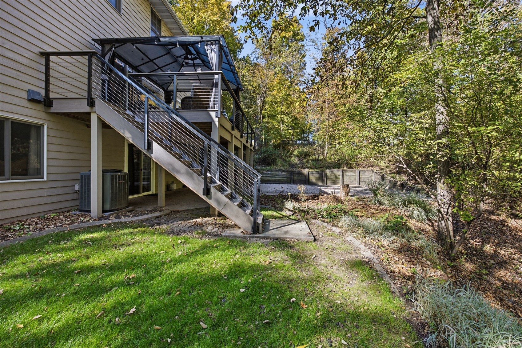 4322 Pioneer Trail SE Cedar Rapids IA 52403