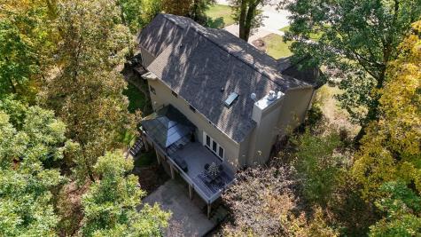 4322 Pioneer Trail SE Cedar Rapids IA 52403