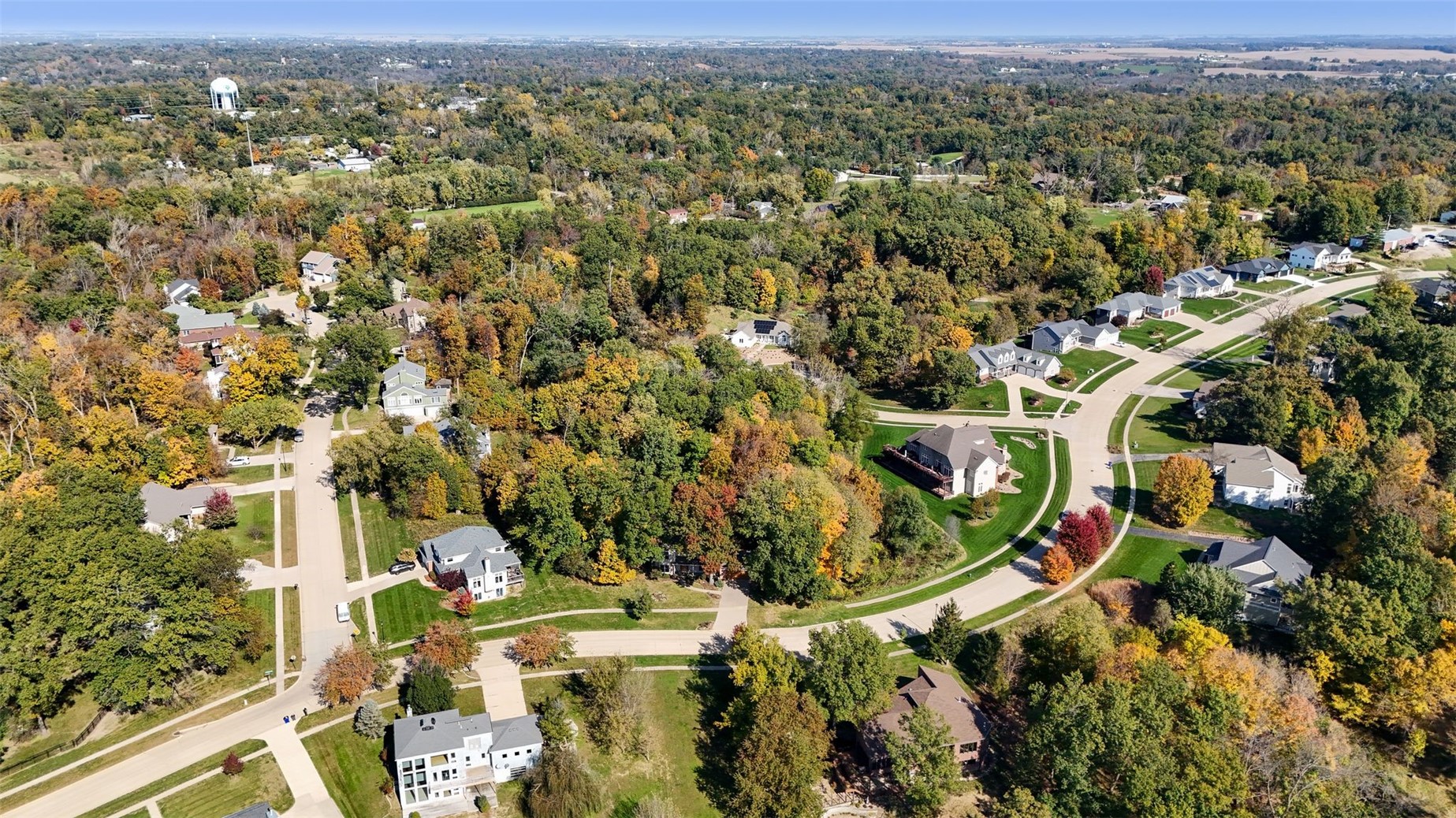 4322 Pioneer Trail SE Cedar Rapids IA 52403