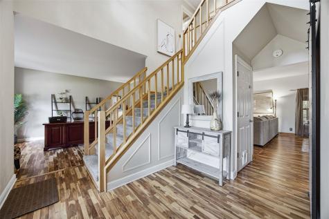 4322 Pioneer Trail SE Cedar Rapids IA 52403