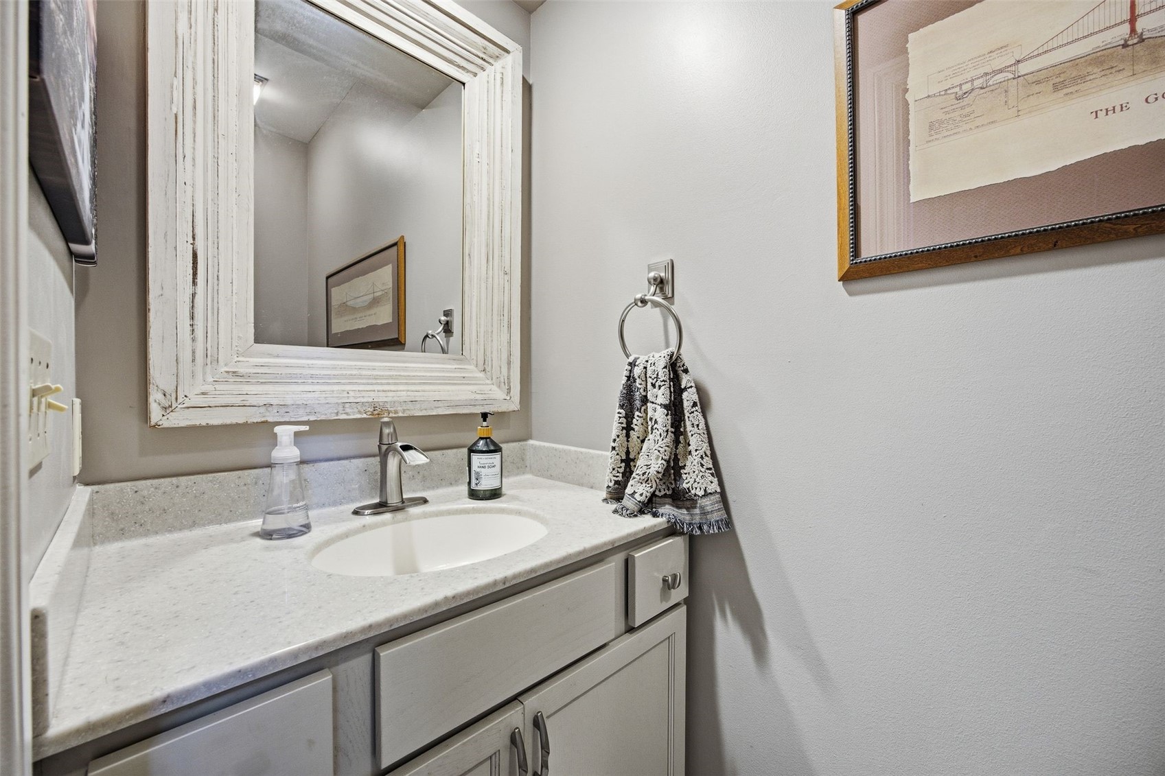 4322 Pioneer Trail SE Cedar Rapids IA 52403