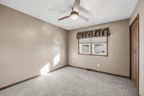 2570 Clark Avenue Marion IA 52302