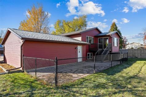 2570 Clark Avenue Marion IA 52302