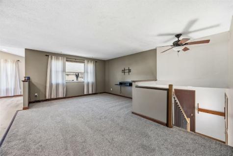 2570 Clark Avenue Marion IA 52302