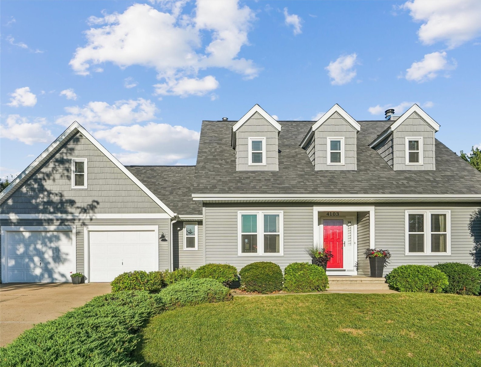 4103 Sally Drive NE Cedar Rapids IA 52402