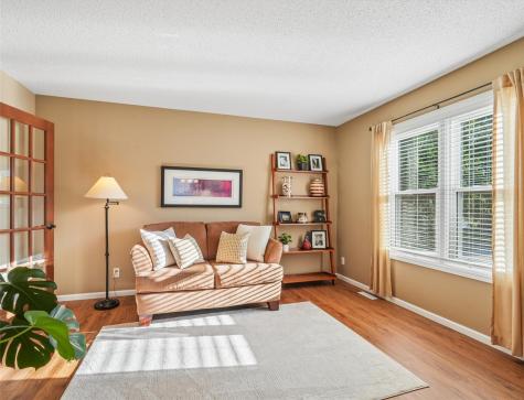 4103 Sally Drive NE Cedar Rapids IA 52402