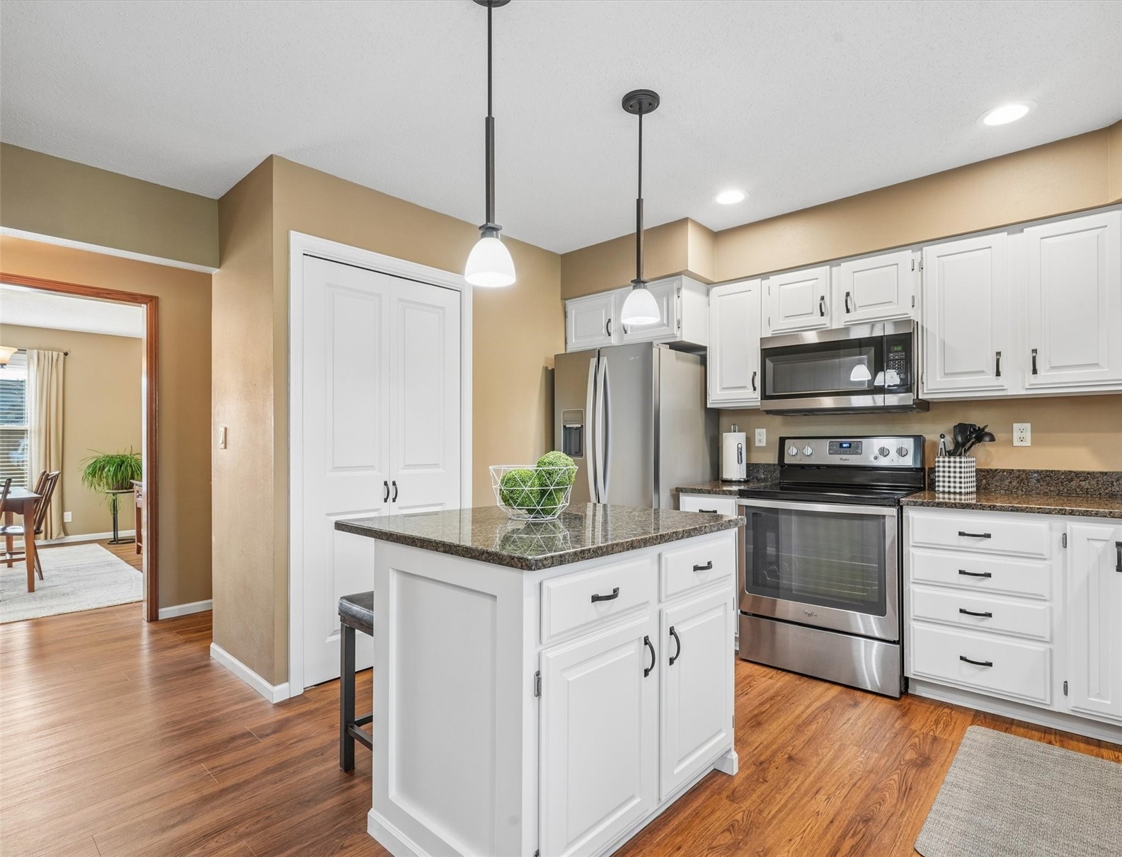 4103 Sally Drive NE Cedar Rapids IA 52402