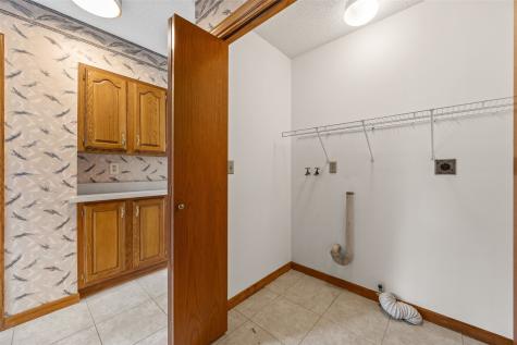 7019 Pleasant Ridge Drive SW Cedar Rapids IA 52404