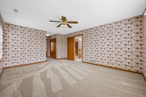 7019 Pleasant Ridge Drive SW Cedar Rapids IA 52404
