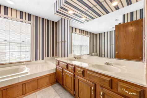 7019 Pleasant Ridge Drive SW Cedar Rapids IA 52404